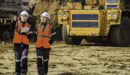 Empleo local generado por la minería creció 10.9% en Julio Empleo local generado por la minería creció 10.9% en Julio
