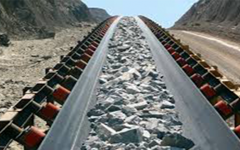¿Transporte de minerales, desmonte y relaves por camión o faja transportadora? ¿Transporte de minerales, desmonte y relaves por camión o faja transportadora?