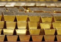 Precio del oro marca nuevo máximo coincidiendo con intervención de Powell