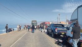Mineros informales dieron tregua de dos horas para paso de vehículos en carretera de Arequipa